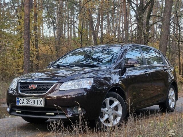 Джилі Емгранд 2014 у Черкасах на Automoto.ua Червоний Джилі Емгранд, об'ємом двигуна 1.8 л та пробігом 239 тис. км за 3800 $, фото 1 на Automoto.ua