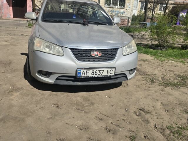 Серый Джили Эмгранд, объемом двигателя 1.8 л и пробегом 113 тыс. км за 2800 $, фото 1 на Automoto.ua