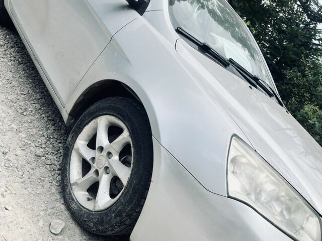 Серый Джили Эмгранд, объемом двигателя 1.8 л и пробегом 120 тыс. км за 2350 $, фото 1 на Automoto.ua