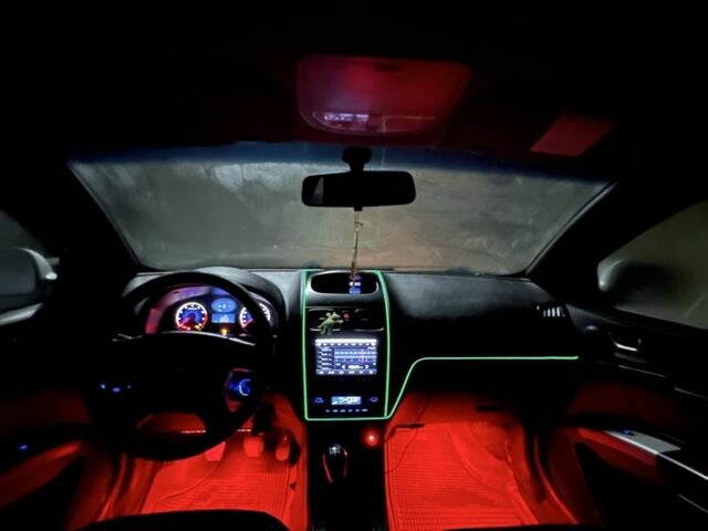 Сірий Джилі Емгранд, об'ємом двигуна 1.8 л та пробігом 320 тис. км за 1300 $, фото 1 на Automoto.ua