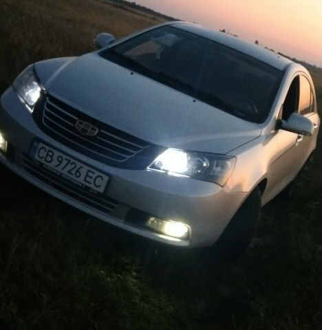 Сірий Джилі Емгранд, об'ємом двигуна 1.8 л та пробігом 175 тис. км за 4000 $, фото 1 на Automoto.ua