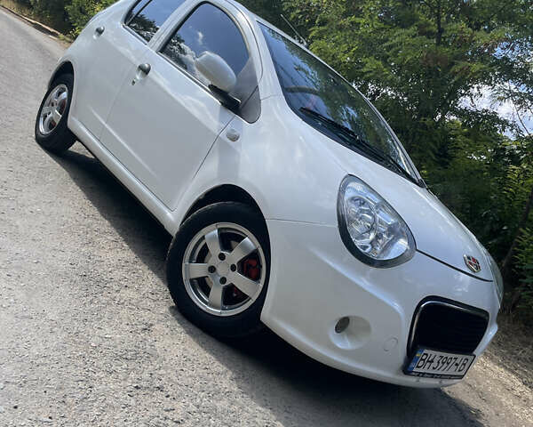 Белый Джили ГЦ2, объемом двигателя 1.34 л и пробегом 114 тыс. км за 2700 $, фото 1 на Automoto.ua