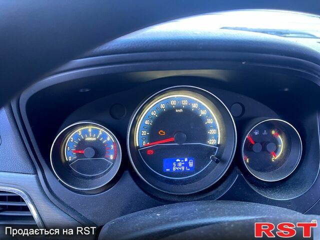 Білий Джилі ГЦ5, об'ємом двигуна 1.5 л та пробігом 84 тис. км за 2700 $, фото 1 на Automoto.ua