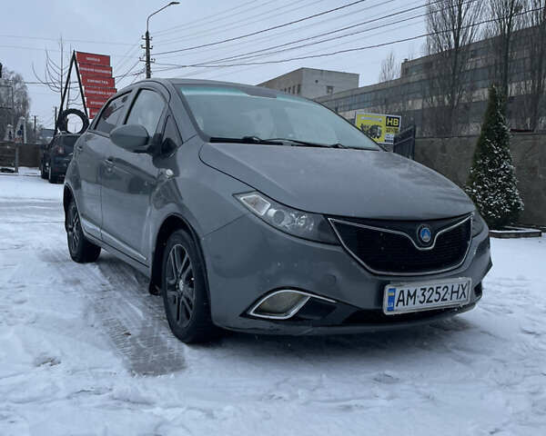 Серый Джили ГЦ5, объемом двигателя 1.5 л и пробегом 60 тыс. км за 4500 $, фото 1 на Automoto.ua