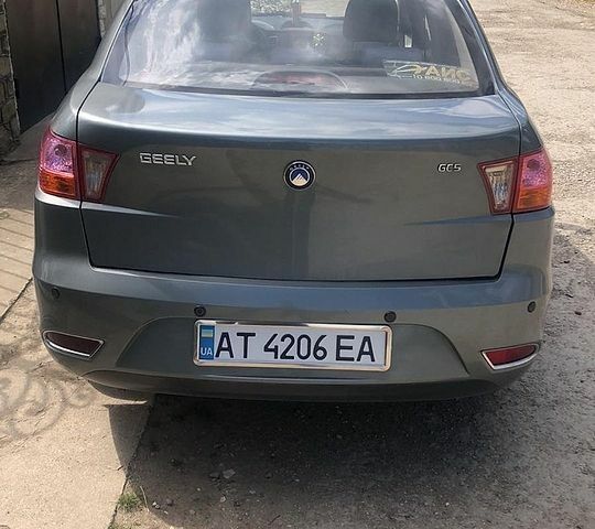 Серый Джили ГЦ5, объемом двигателя 1.5 л и пробегом 116 тыс. км за 3400 $, фото 1 на Automoto.ua