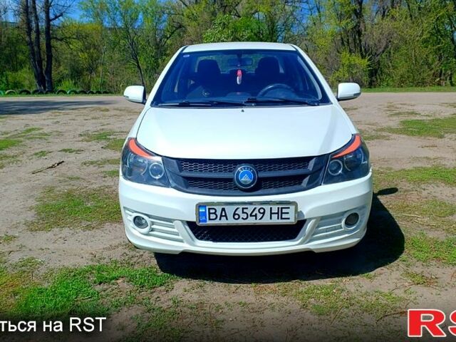 Білий Джилі ГЦ6, об'ємом двигуна 1.5 л та пробігом 193 тис. км за 3500 $, фото 1 на Automoto.ua