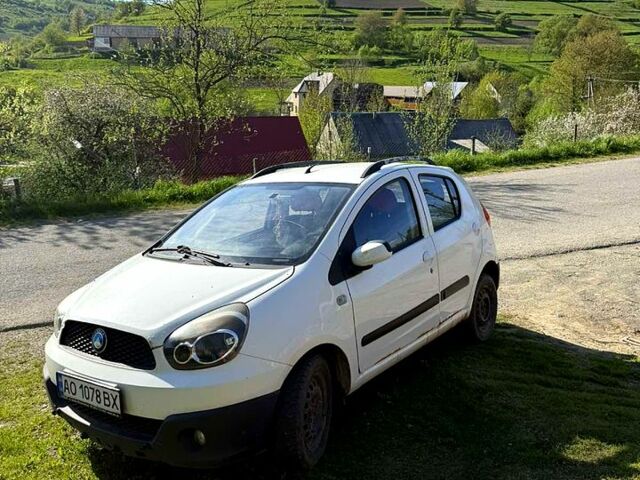 Білий Джилі ГХ, об'ємом двигуна 1.3 л та пробігом 80 тис. км за 2500 $, фото 1 на Automoto.ua