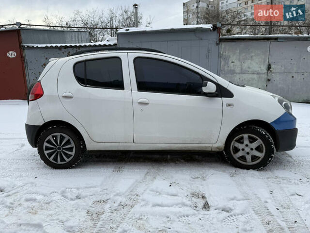Белый Джили ЛЦ, объемом двигателя 1.34 л и пробегом 116 тыс. км за 1950 $, фото 1 на Automoto.ua