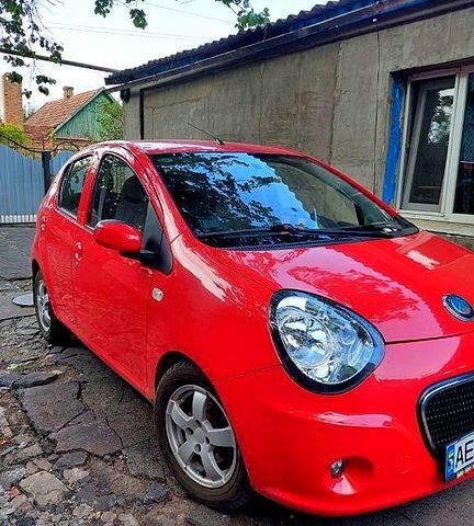 Червоний Джилі ЛЦ, об'ємом двигуна 1.3 л та пробігом 60 тис. км за 3000 $, фото 1 на Automoto.ua