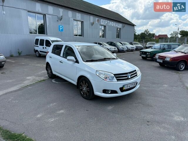 Белый Джили МК-2, объемом двигателя 1.5 л и пробегом 75 тыс. км за 3250 $, фото 1 на Automoto.ua