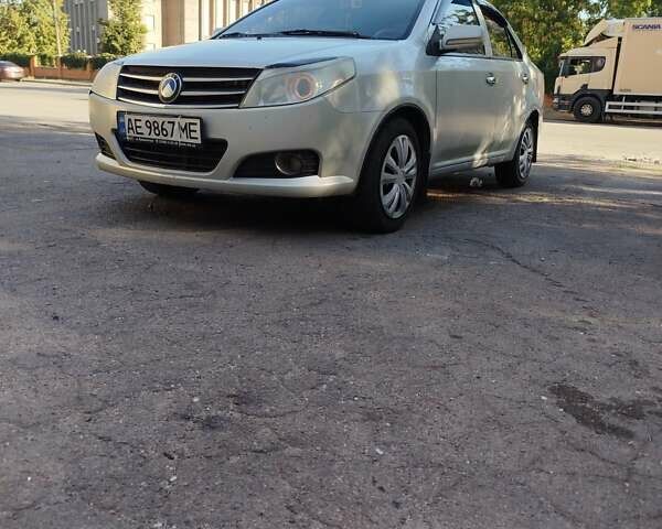 Серый Джили МК-2, объемом двигателя 1.5 л и пробегом 240 тыс. км за 2100 $, фото 1 на Automoto.ua