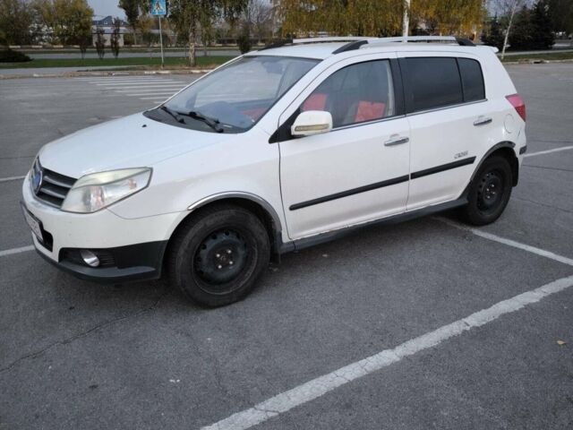 Білий Джилі МК Крос, об'ємом двигуна 1.5 л та пробігом 142 тис. км за 5000 $, фото 1 на Automoto.ua