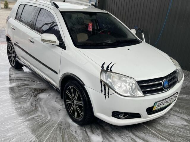 Белый Джили МК Кросс, объемом двигателя 1.5 л и пробегом 200 тыс. км за 2200 $, фото 1 на Automoto.ua