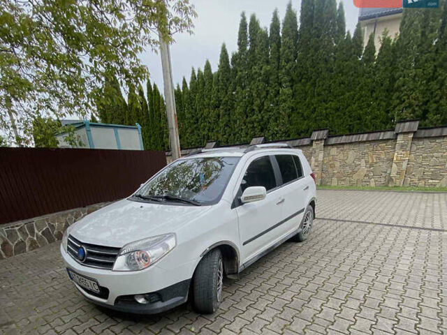 Білий Джилі МК Крос, об'ємом двигуна 1.5 л та пробігом 790 тис. км за 3000 $, фото 1 на Automoto.ua