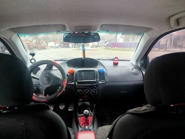 Чорний Джилі МК Крос, об'ємом двигуна 1.5 л та пробігом 165 тис. км за 2799 $, фото 1 на Automoto.ua