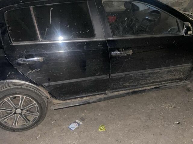 Чорний Джилі МК Крос, об'ємом двигуна 1.5 л та пробігом 177 тис. км за 1186 $, фото 1 на Automoto.ua