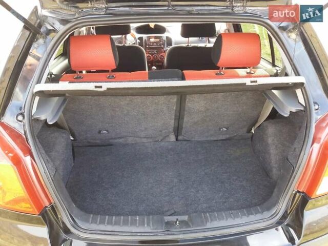 Черный Джили МК Кросс, объемом двигателя 1.5 л и пробегом 81 тыс. км за 3300 $, фото 1 на Automoto.ua