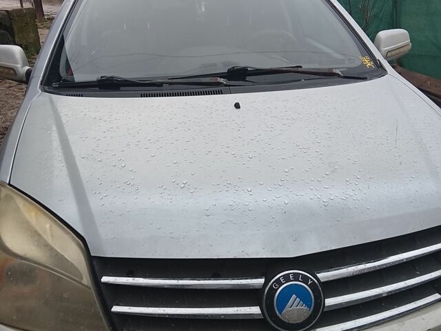 Сірий Джилі МК Крос, об'ємом двигуна 1.5 л та пробігом 10 тис. км за 2500 $, фото 1 на Automoto.ua