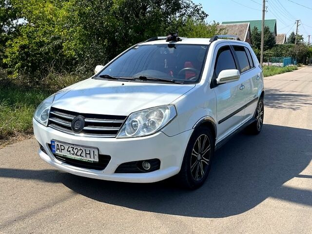 Белый Джили МК, объемом двигателя 1.5 л и пробегом 250 тыс. км за 3340 $, фото 1 на Automoto.ua