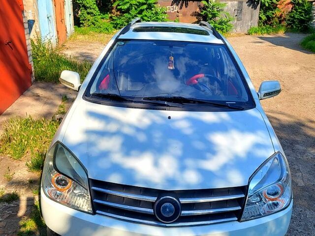 Білий Джилі МК, об'ємом двигуна 1.5 л та пробігом 570 тис. км за 4100 $, фото 1 на Automoto.ua