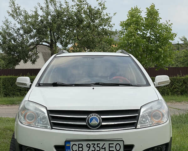 Белый Джили МК, объемом двигателя 1.5 л и пробегом 72 тыс. км за 4000 $, фото 1 на Automoto.ua