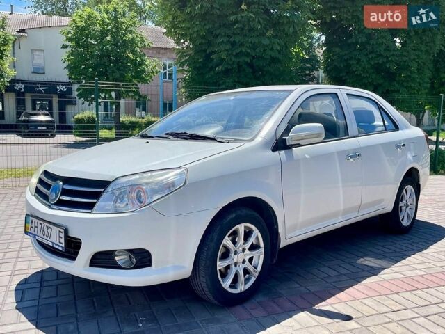 Белый Джили МК, объемом двигателя 1.5 л и пробегом 62 тыс. км за 2999 $, фото 1 на Automoto.ua