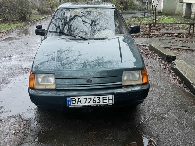 Черный Джили МК, объемом двигателя 0 л и пробегом 300 тыс. км за 521 $, фото 1 на Automoto.ua