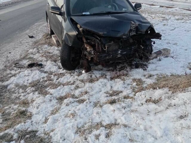 Черный Джили МК, объемом двигателя 0 л и пробегом 118 тыс. км за 1000 $, фото 1 на Automoto.ua