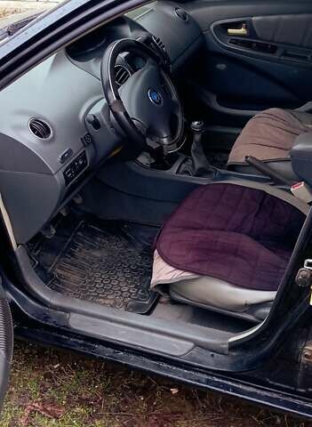 Черный Джили МК, объемом двигателя 1.59 л и пробегом 180 тыс. км за 2600 $, фото 1 на Automoto.ua