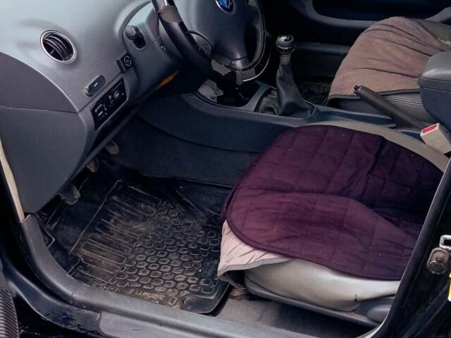 Черный Джили МК, объемом двигателя 1.59 л и пробегом 180 тыс. км за 2600 $, фото 1 на Automoto.ua