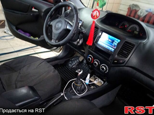 Джили МК, объемом двигателя 1.5 л и пробегом 180 тыс. км за 1900 $, фото 1 на Automoto.ua