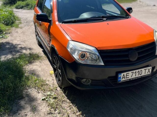 Жовтий Джилі МК, об'ємом двигуна 1.5 л та пробігом 250 тис. км за 3051 $, фото 1 на Automoto.ua