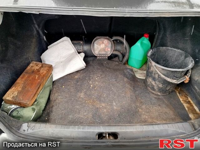 Серый Джили МК, объемом двигателя 1.6 л и пробегом 155 тыс. км за 2700 $, фото 1 на Automoto.ua