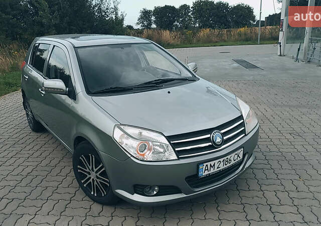 Сірий Джилі МК, об'ємом двигуна 1.5 л та пробігом 108 тис. км за 2150 $, фото 1 на Automoto.ua