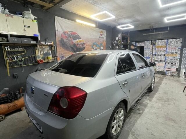 Серый Джили МК, объемом двигателя 1.5 л и пробегом 130 тыс. км за 1250 $, фото 1 на Automoto.ua