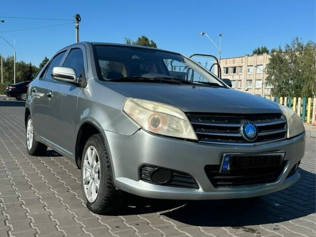 Сірий Джилі МК, об'ємом двигуна 1.5 л та пробігом 220 тис. км за 2300 $, фото 1 на Automoto.ua