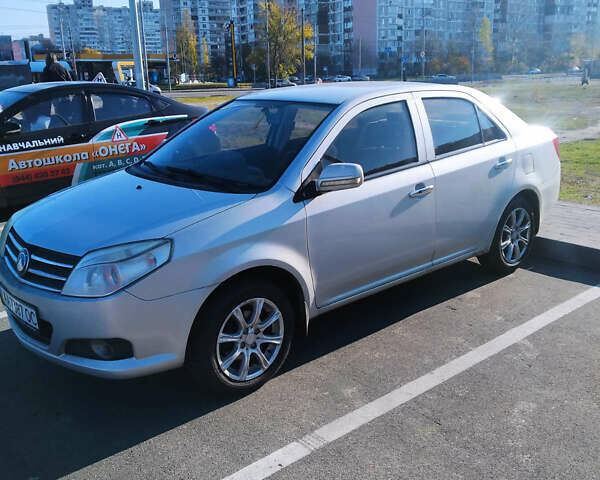 Серый Джили МК, объемом двигателя 1.59 л и пробегом 60 тыс. км за 3800 $, фото 1 на Automoto.ua