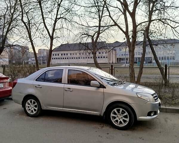 Сірий Джилі МК, об'ємом двигуна 1.5 л та пробігом 142 тис. км за 2500 $, фото 1 на Automoto.ua