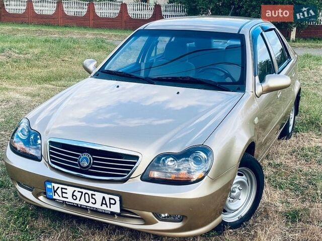 Желтый Джили МР, объемом двигателя 1.5 л и пробегом 15 тыс. км за 3799 $, фото 1 на Automoto.ua