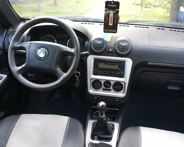 Сірий Джилі МР, об'ємом двигуна 1.5 л та пробігом 300 тис. км за 1300 $, фото 1 на Automoto.ua