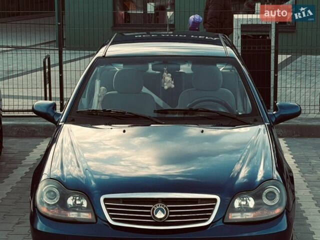 Синий Джили МР, объемом двигателя 1.5 л и пробегом 206 тыс. км за 2200 $, фото 1 на Automoto.ua