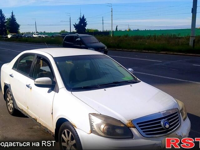 Белый Джили Мапл, объемом двигателя 1.8 л и пробегом 254 тыс. км за 1820 $, фото 1 на Automoto.ua