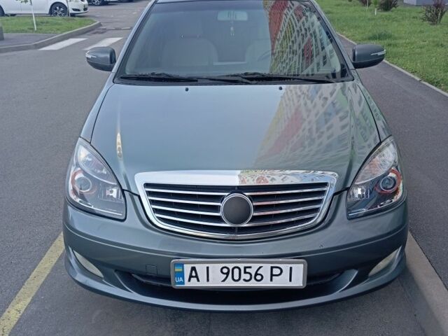 Сірий Джилі Мапл, об'ємом двигуна 1.8 л та пробігом 200 тис. км за 2850 $, фото 1 на Automoto.ua