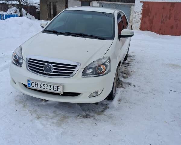 Белый Джили СЛ, объемом двигателя 1.79 л и пробегом 150 тыс. км за 5500 $, фото 1 на Automoto.ua