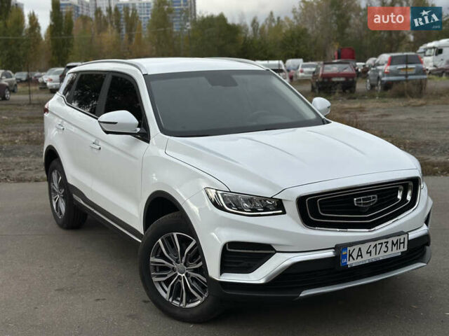 Білий Джилі Atlas Pro, об'ємом двигуна 1.48 л та пробігом 12 тис. км за 17700 $, фото 1 на Automoto.ua