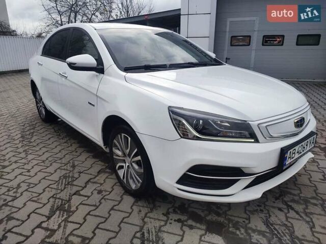 Белый Джили Emgrand EV350, объемом двигателя 0 л и пробегом 90 тыс. км за 13800 $, фото 1 на Automoto.ua