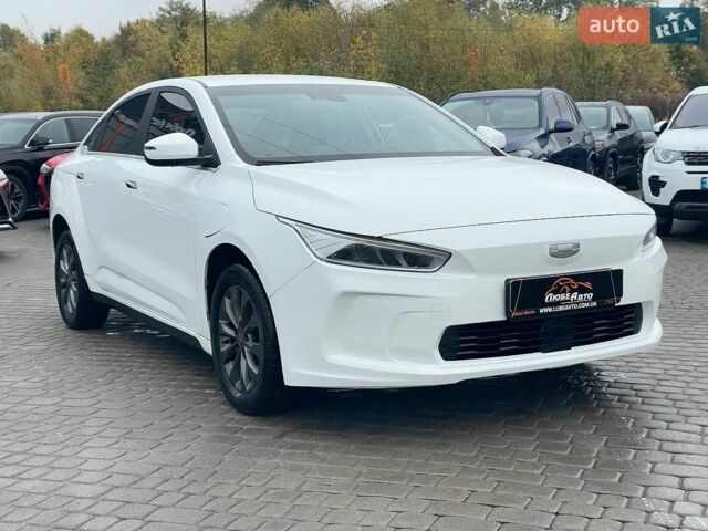 Білий Джилі Geometry A, об'ємом двигуна 0 л та пробігом 21 тис. км за 14900 $, фото 1 на Automoto.ua