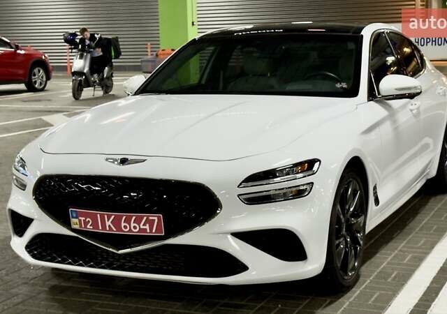 Белый Генезис G70, объемом двигателя 3.3 л и пробегом 27 тыс. км за 31500 $, фото 1 на Automoto.ua