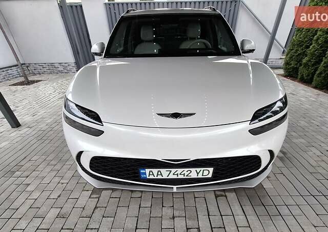 Білий Генезис GV60, об'ємом двигуна 0 л та пробігом 13 тис. км за 36000 $, фото 1 на Automoto.ua