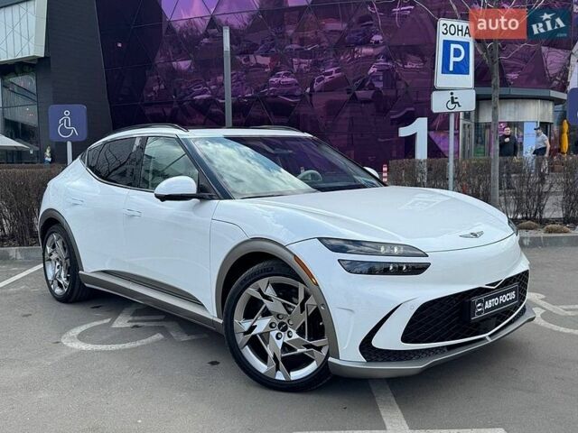 Белый Генезис GV60, объемом двигателя 0 л и пробегом 12 тыс. км за 33990 $, фото 1 на Automoto.ua